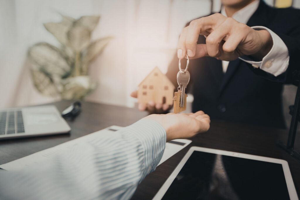 Location touristique ou classique : quel choix pour maximiser la rentabilité locative