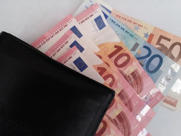 Avis d’impôt 2026 : votre taux de prélèvement à la source correspond-il encore à votre réalité financière ?